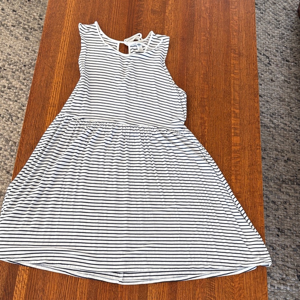 Women’s Striped Sleeveless Dress - White & Navy